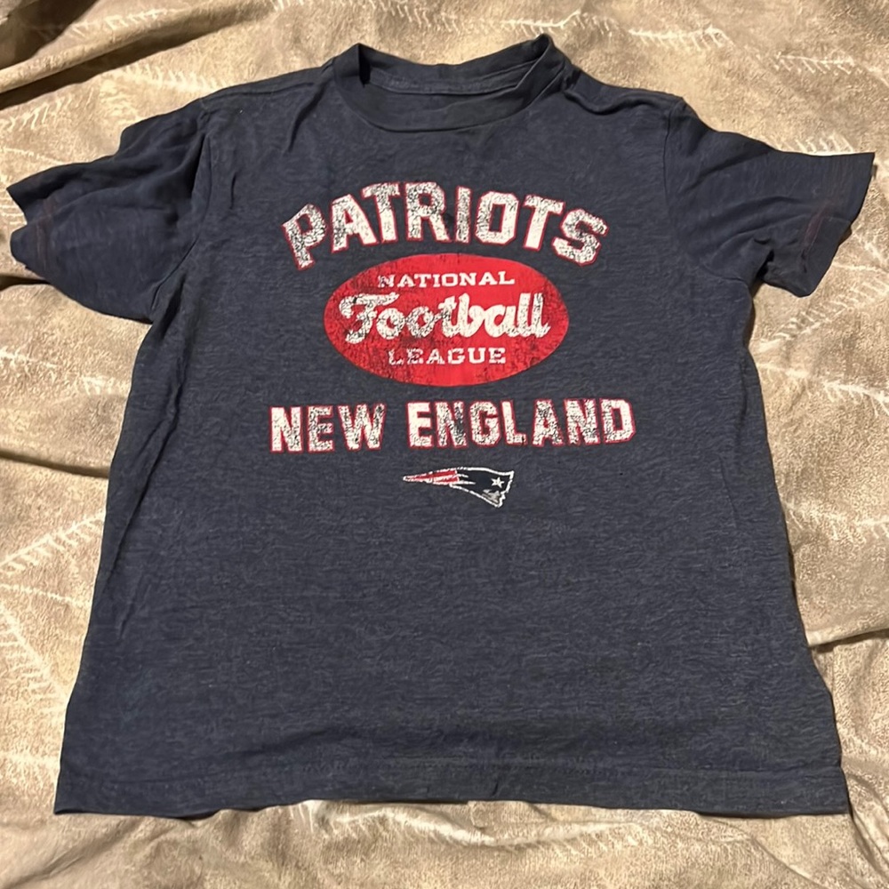 Distressed patriots t shirt